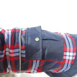 Chubasquero Con Capucha 40Cm